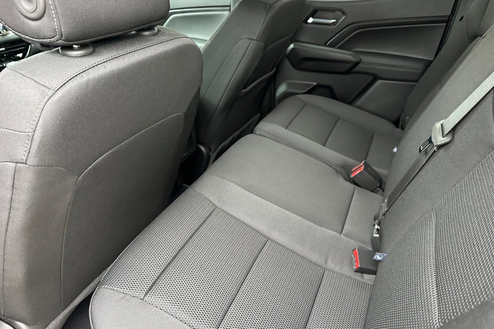 New 2026 GMC Canyon Elevation image 13