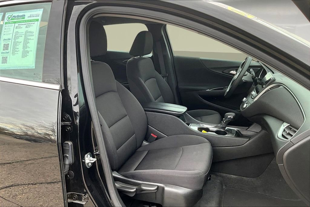 Used 2024 Chevrolet Malibu LT image 27