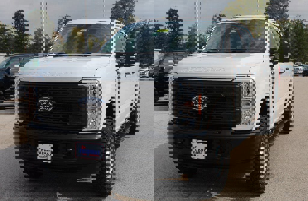 New 2026 Ford F250 XL w/ XL Off-Road Package image 4