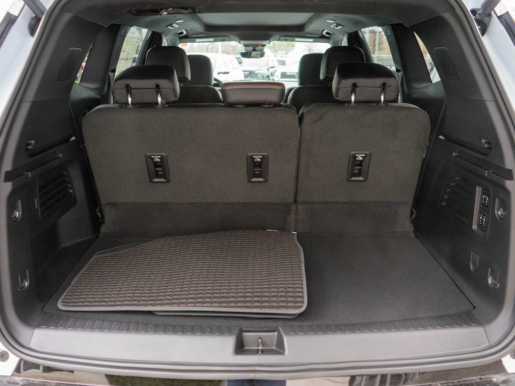 New 2026 GMC Acadia Denali Ultimate AWD/4WD image 33