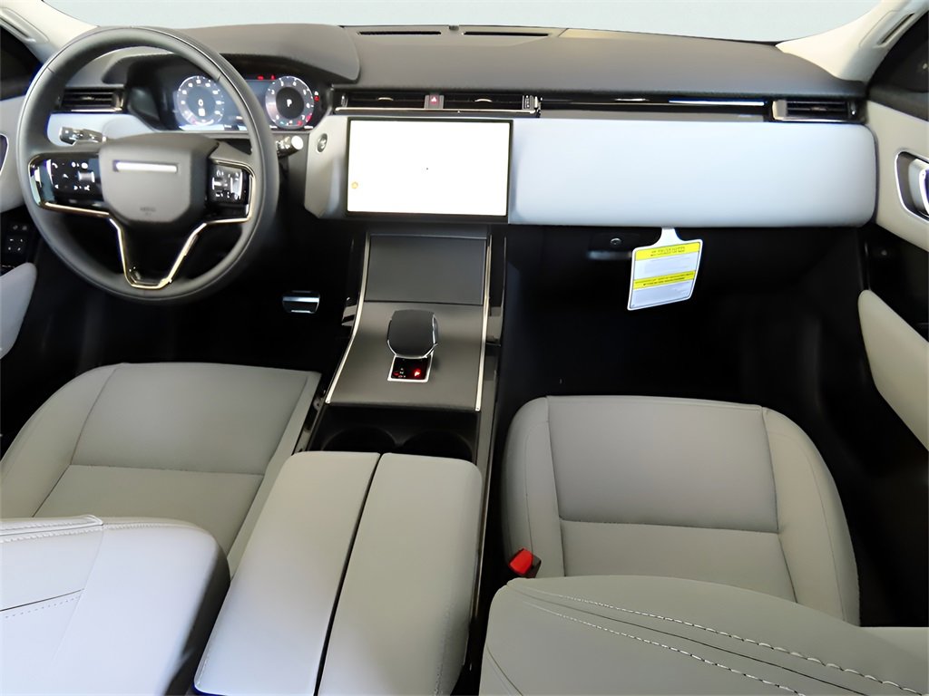Used 2025 Land Rover Range Rover Velar Dynamic SE image 19