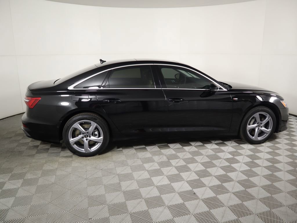 Used 2025 Audi A6 Premium Plus w/ Premium Plus Package image 5
