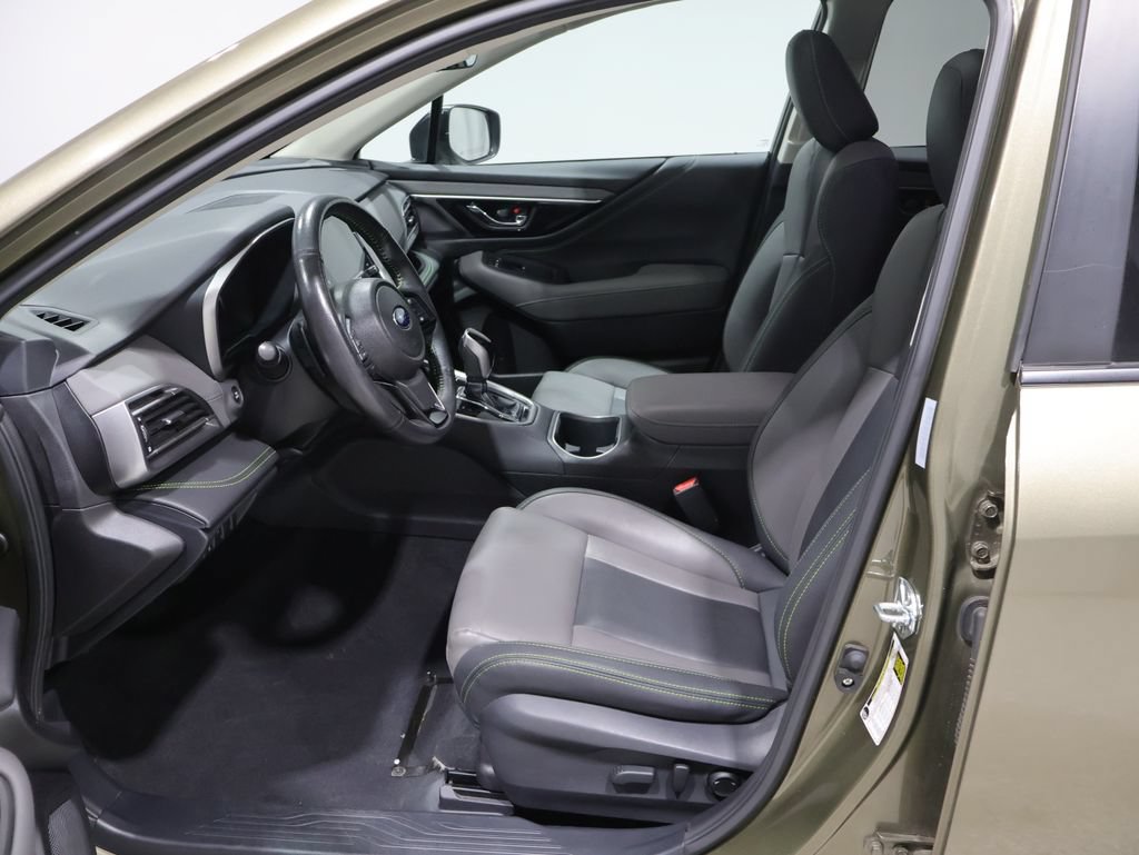 Used 2025 Subaru Outback Onyx Edition AWD/4WD image 10