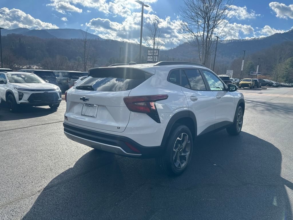 New 2025 Chevrolet Trax LT w/ LT Convenience Package image 29