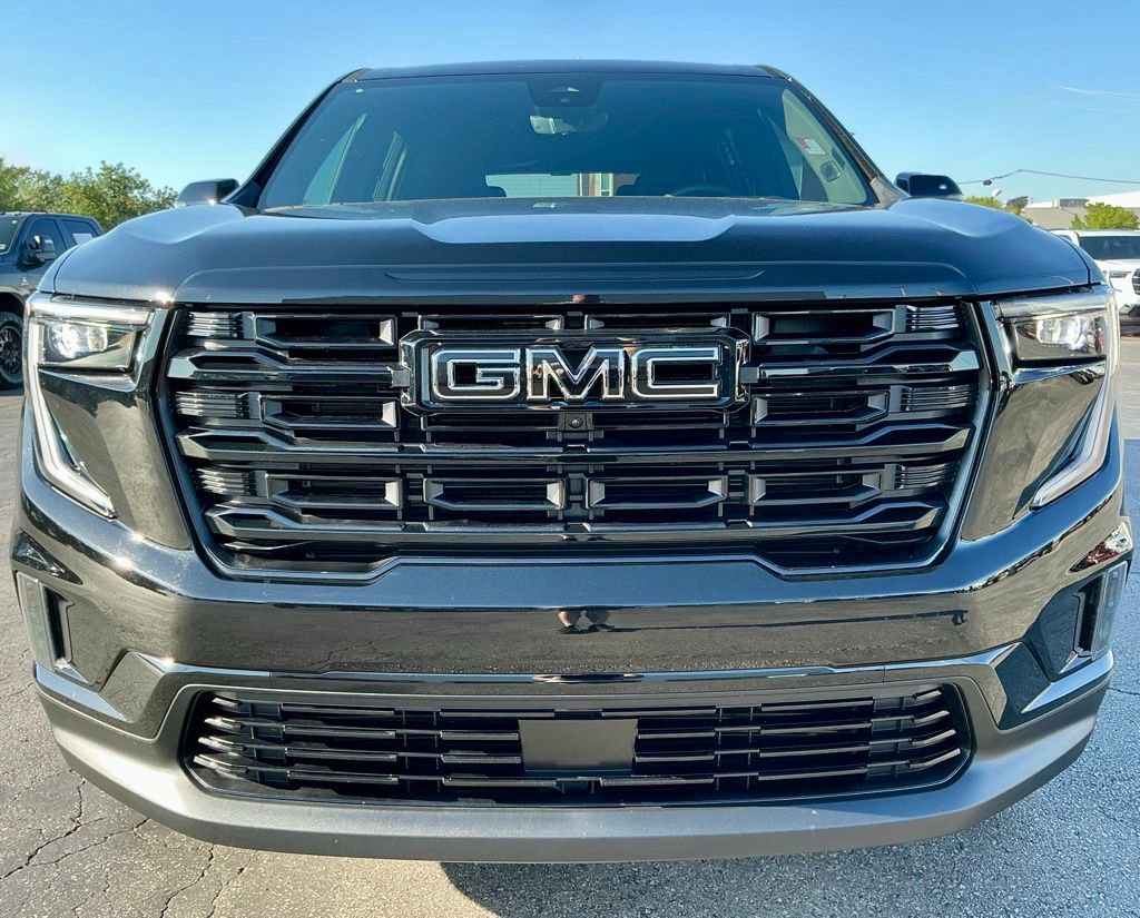Used 2026 GMC Acadia Elevation w/ Black Edition FWD image 9