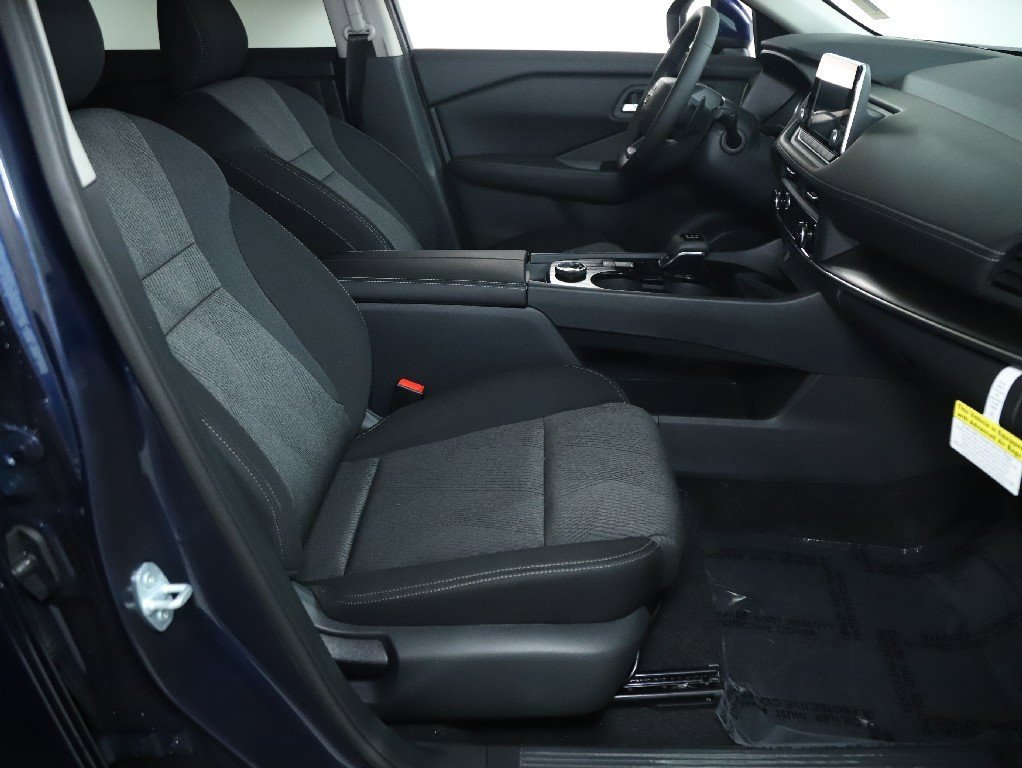 Used 2026 Nissan Rogue SV image 34