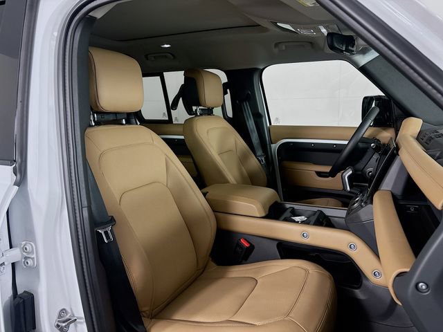New 2026 Land Rover Defender 110 X-Dynamic SE image 26