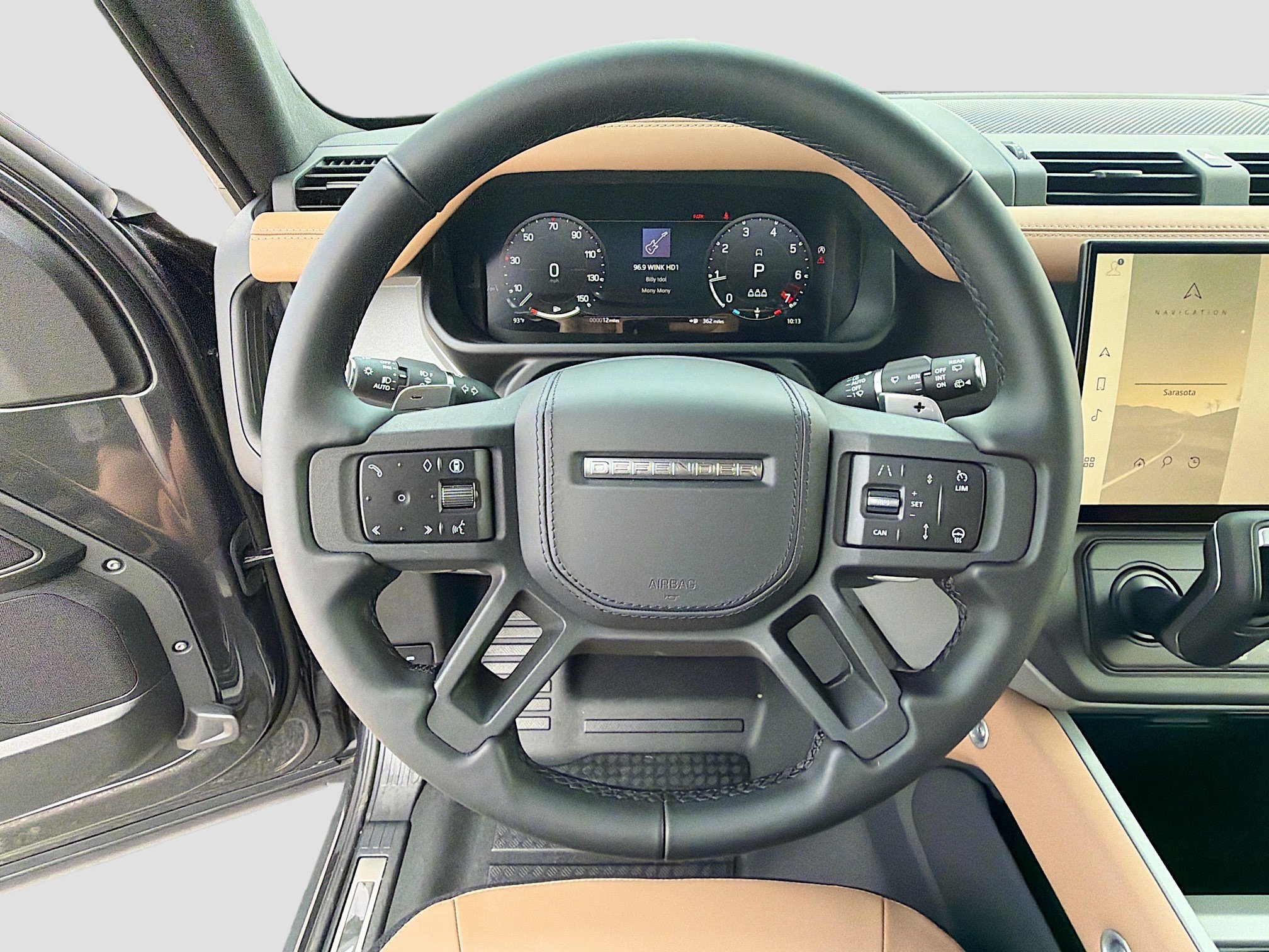 New 2026 Land Rover Defender 110 V8 AWD/4WD image 40