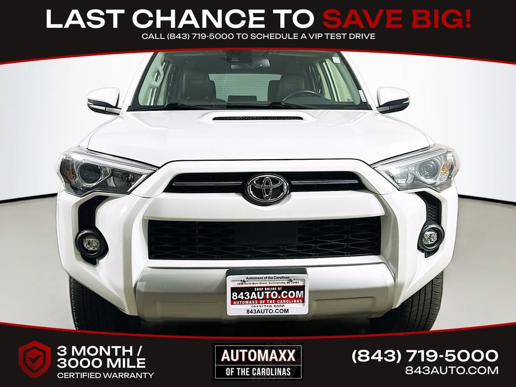 Used 2024 Toyota 4Runner TRD Off-Road Premium AWD/4WD image 2