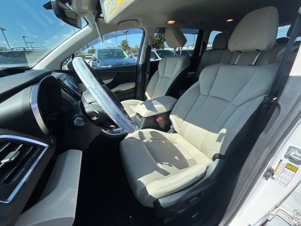 Used 2022 Subaru Ascent Premium w/ Convenience Package AWD/4WD image 9