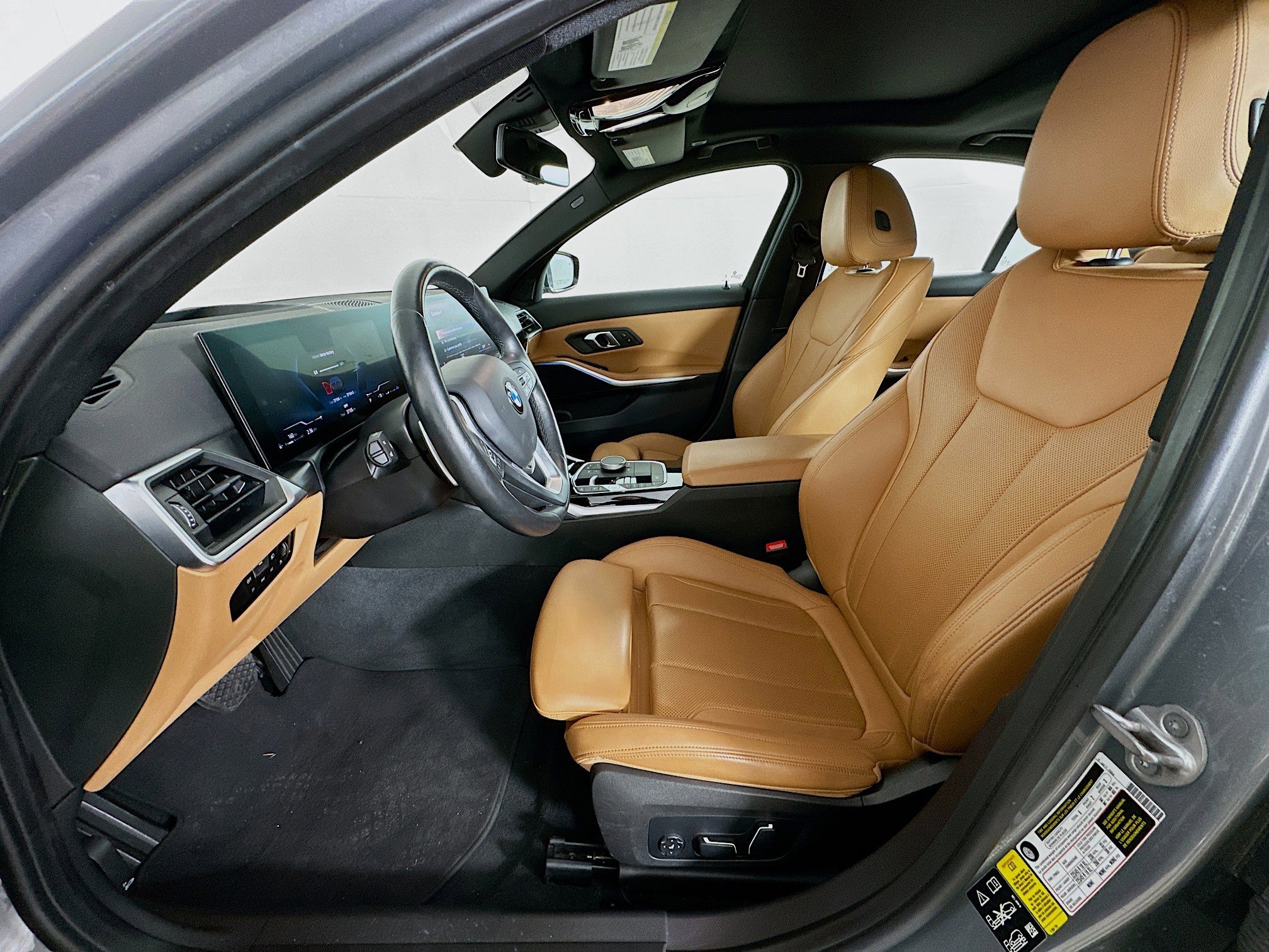 Used 2024 BMW 330i xDrive Sedan w/ Premium Package image 13