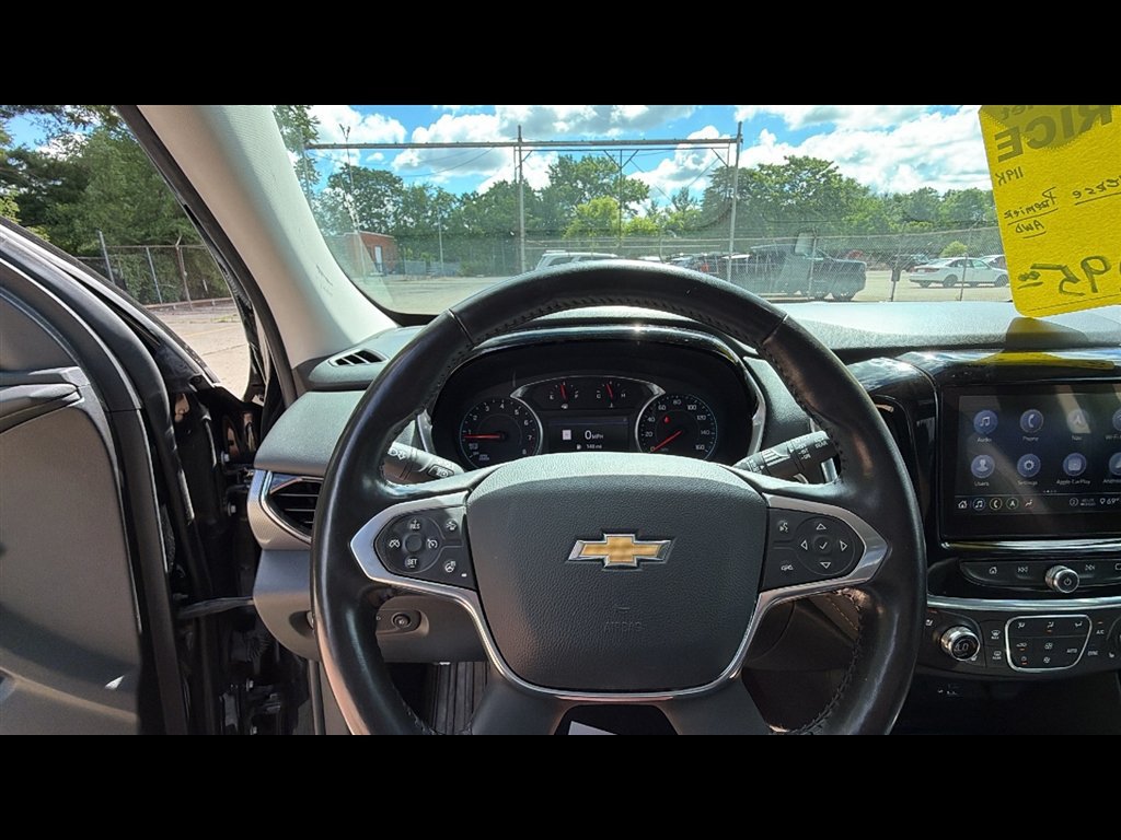 Used 2021 Chevrolet Traverse Premier w/ Redline Edition AWD/4WD image 11