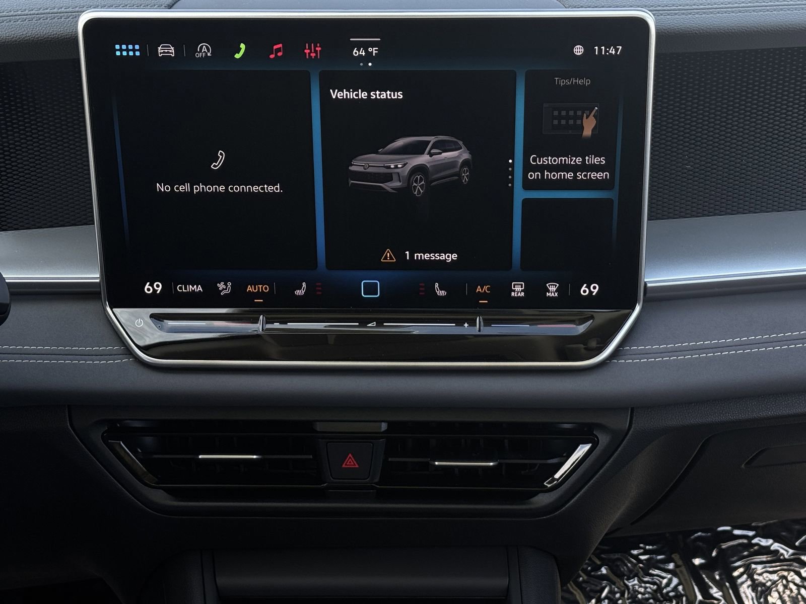 New 2026 Volkswagen Tiguan SE image 17