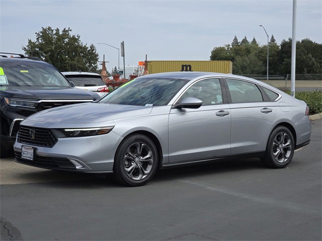 Used 2023 Honda Accord EX image 8