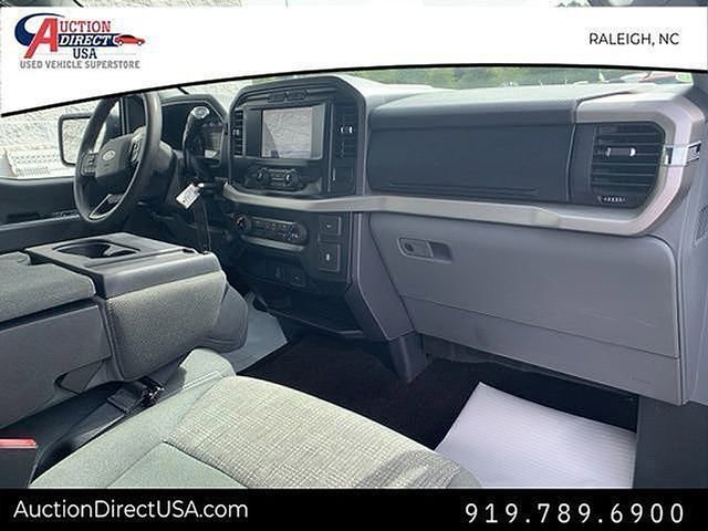Used 2021 Ford F150 XLT image 40
