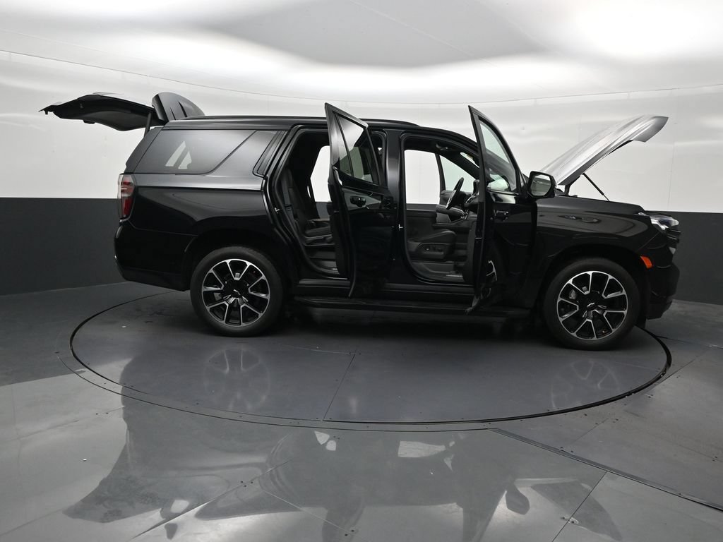 Used 2024 Chevrolet Tahoe RST w/ Luxury Package RWD image 33