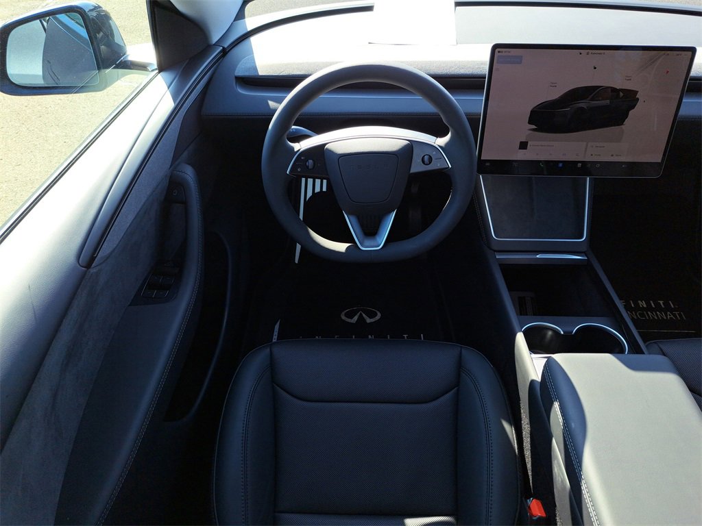 Used 2026 Tesla Model Y 2WD image 11