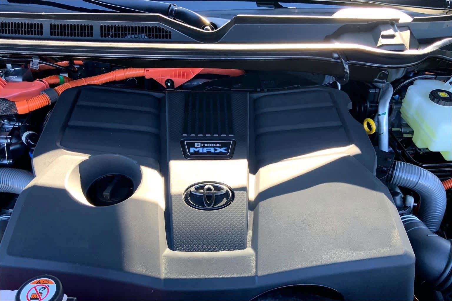 New 2026 Toyota Tundra Platinum AWD/4WD image 17