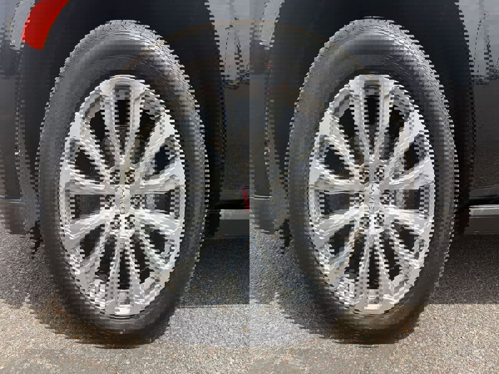 Used 2023 GMC Yukon Denali image 10