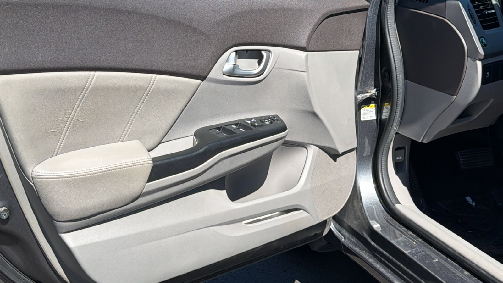 Used 2012 Honda Civic EX-L image 22
