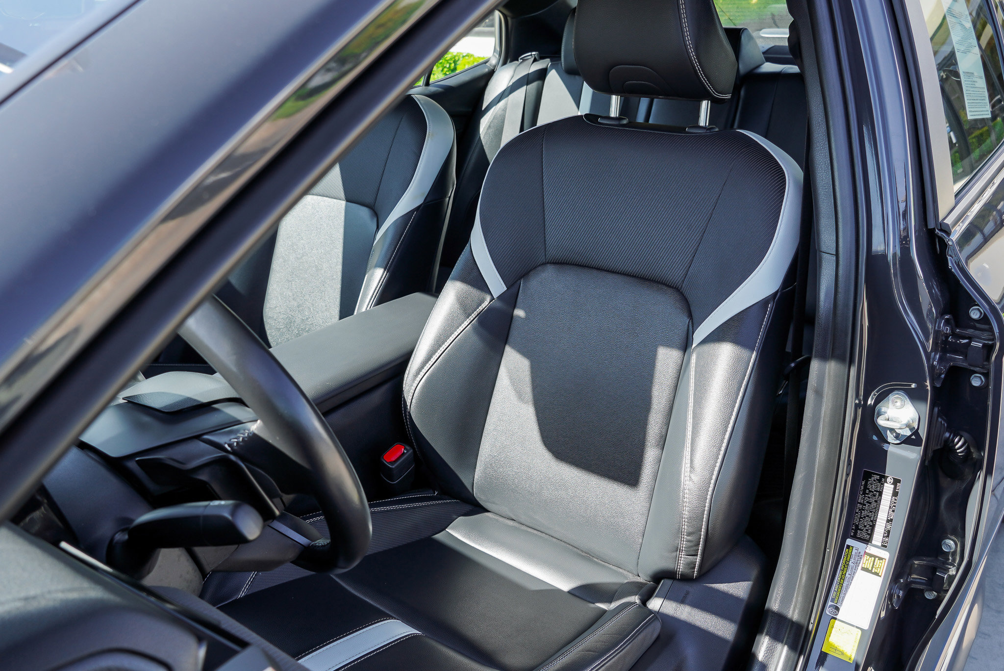 Used 2025 Toyota Camry SE FWD image 16