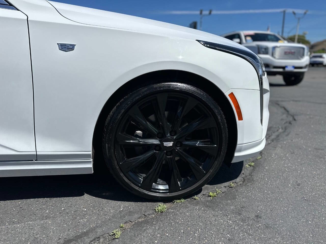 Used 2023 Cadillac CT4 Luxury RWD image 7