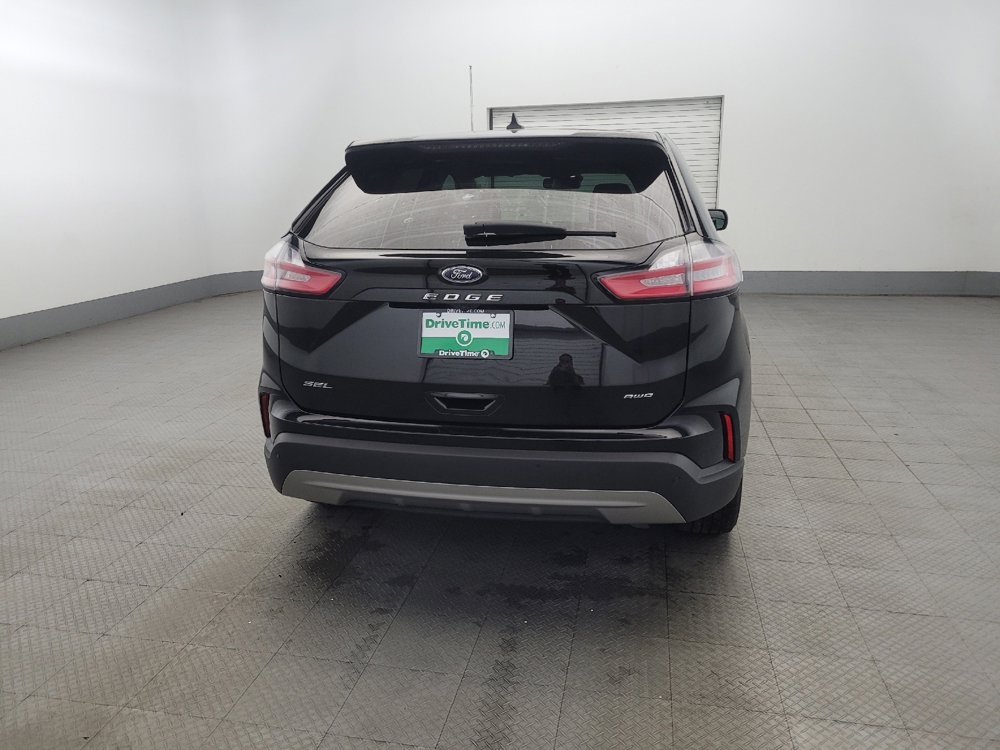 Used 2024 Ford Edge SEL image 7