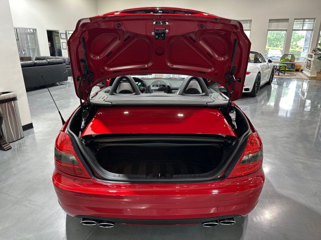 Used 2005 Mercedes-Benz SLK 55 AMG image 36