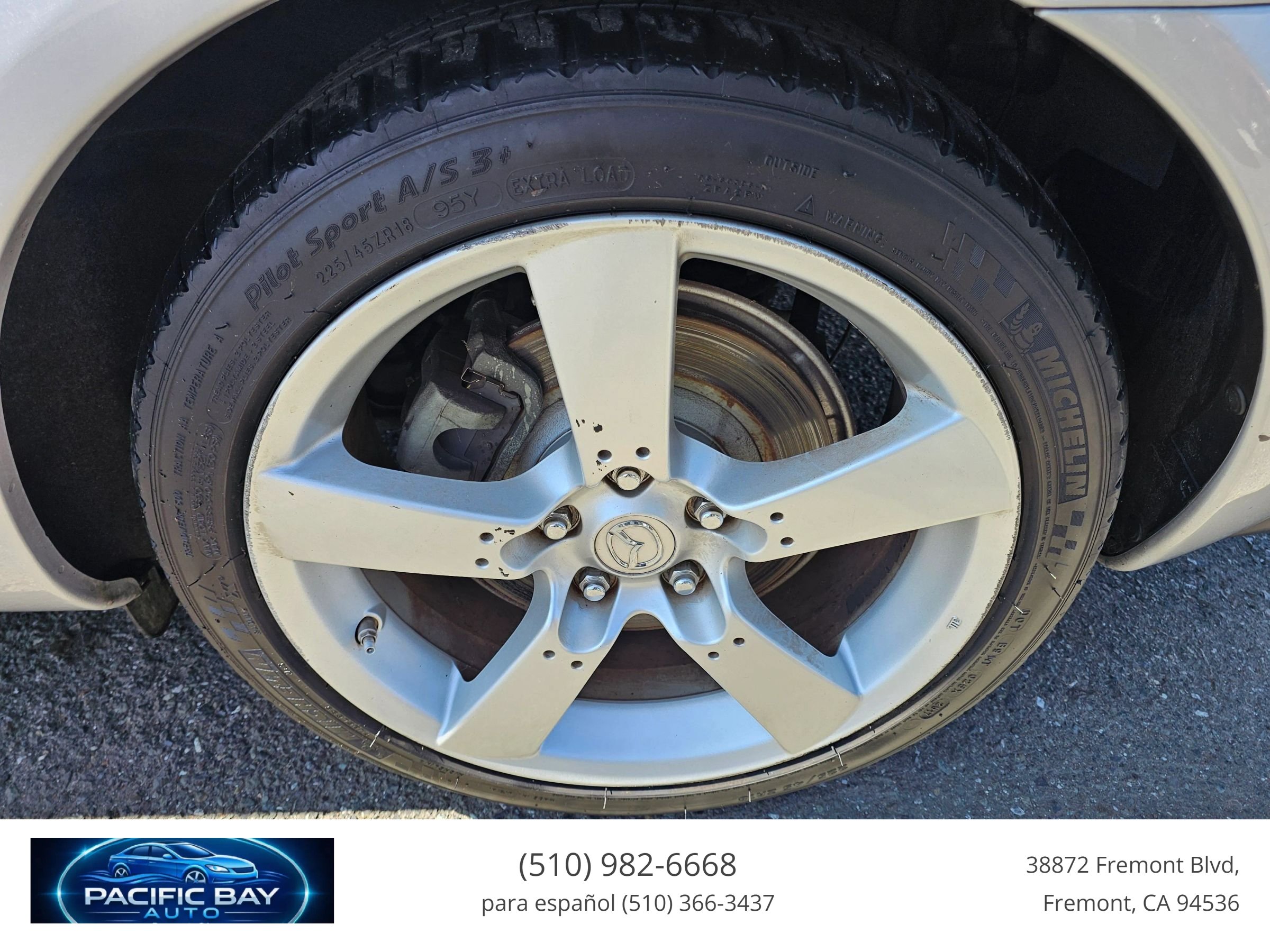 Used 2004 MAZDA RX-8 w/ MT Sport Pkg RWD image 11