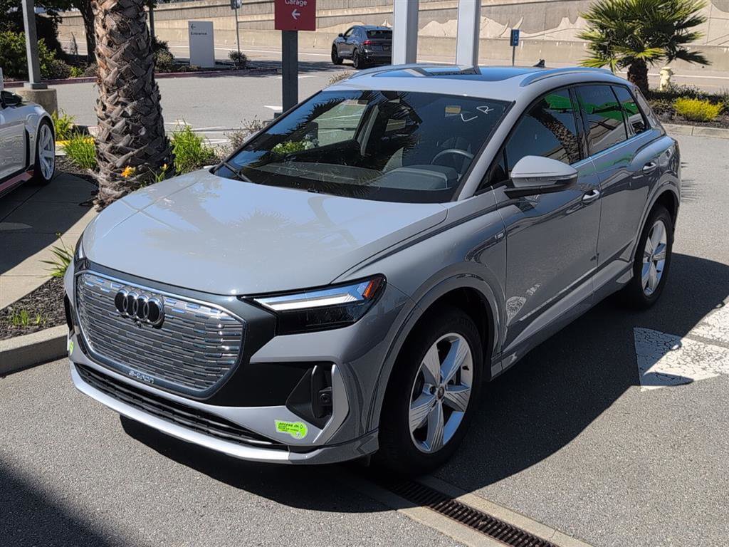 Used 2023 Audi Q4 e-tron Premium w/ Convenience Package