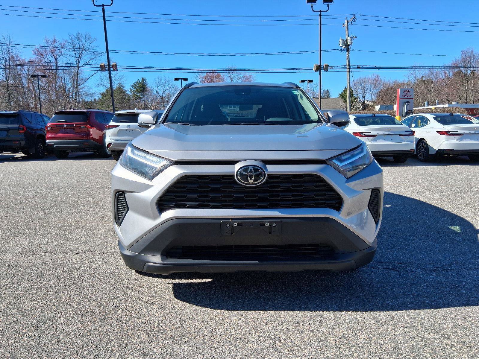 Used 2024 Toyota RAV4 XLE image 2