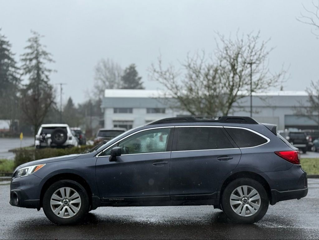 Used 2016 Subaru Outback 2.5i Premium image 2