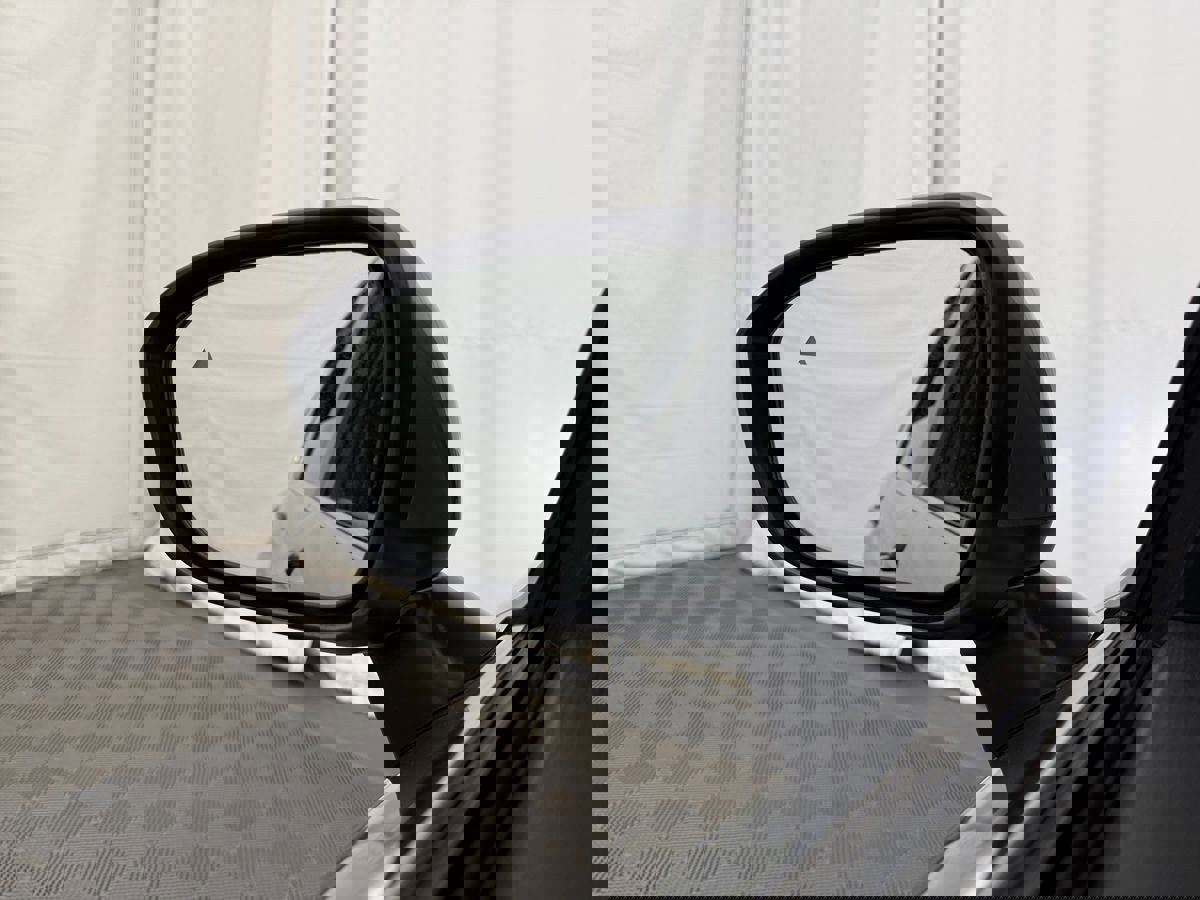 Used 2024 Mitsubishi Outlander SE Black Edition image 23