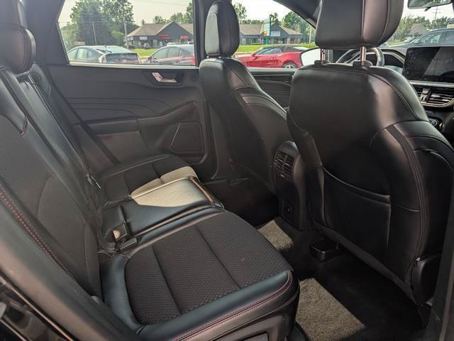 Used 2023 Ford Escape ST-Line Select w/ Tech Pack #2 AWD/4WD image 21