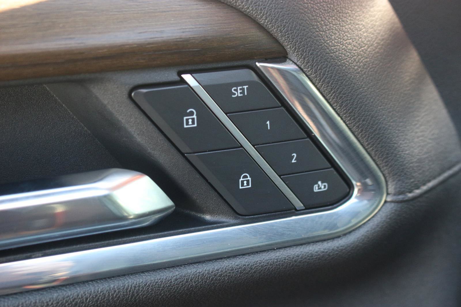 Used 2025 Chevrolet Silverado 2500 High Country w/ High Country Premium Package AWD/4WD image 14