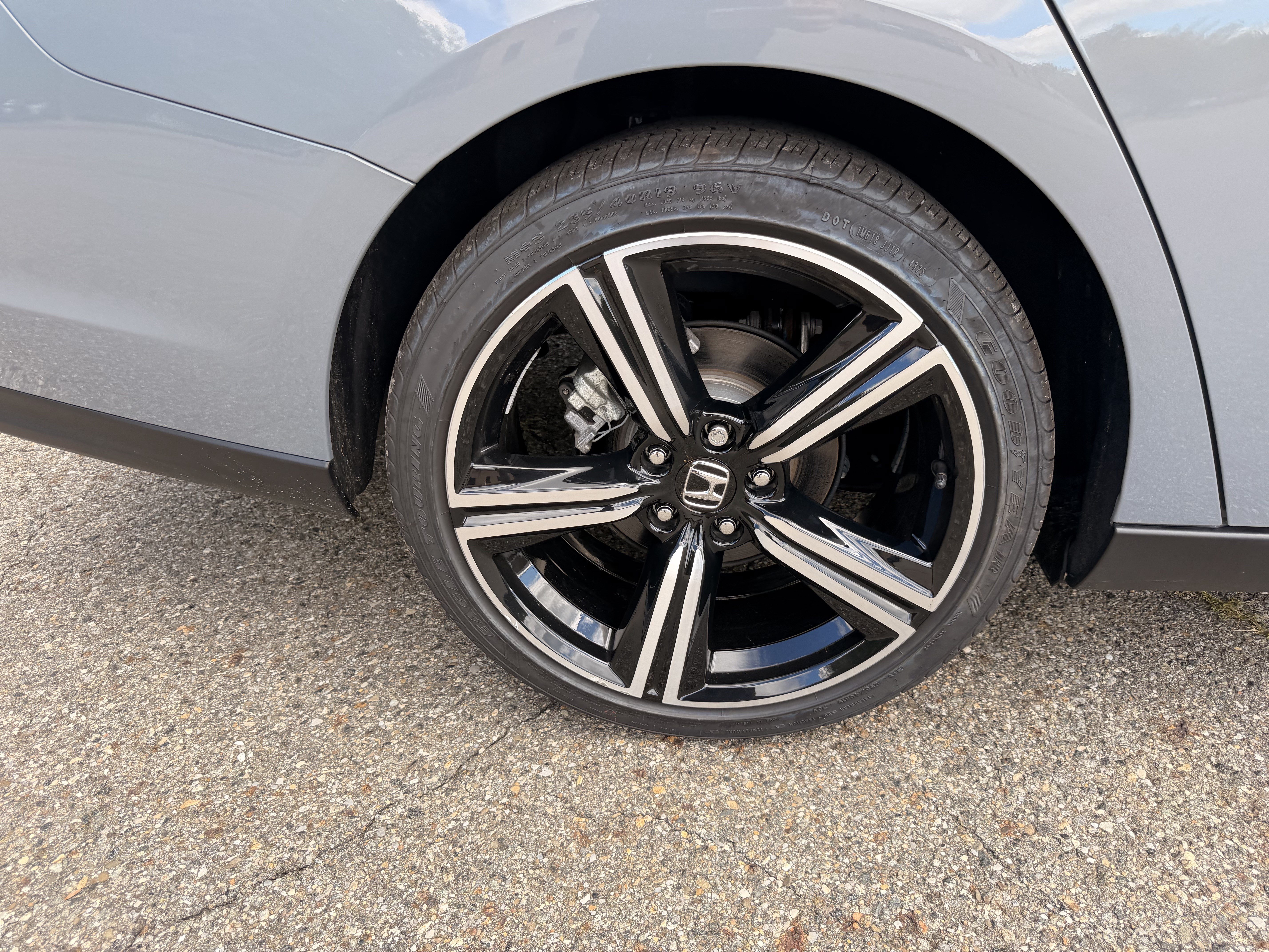Certified 2025 Honda Accord Sport image 11