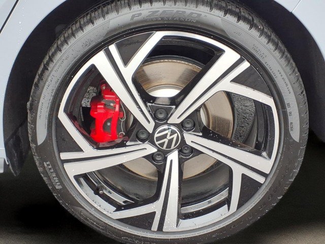 Certified 2025 Volkswagen GTI SE FWD image 10