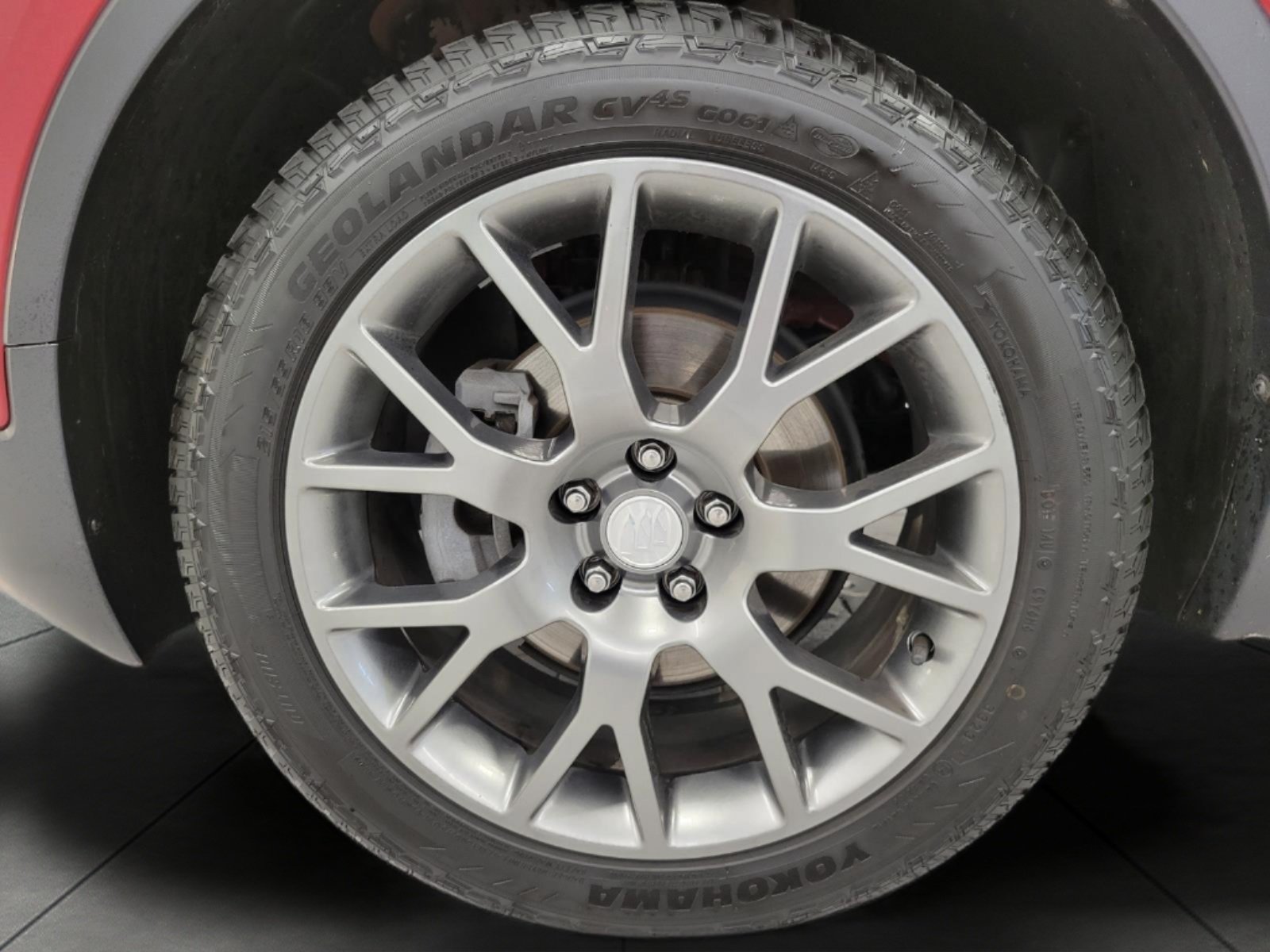 Used 2019 Buick Encore Sport Touring AWD/4WD image 29