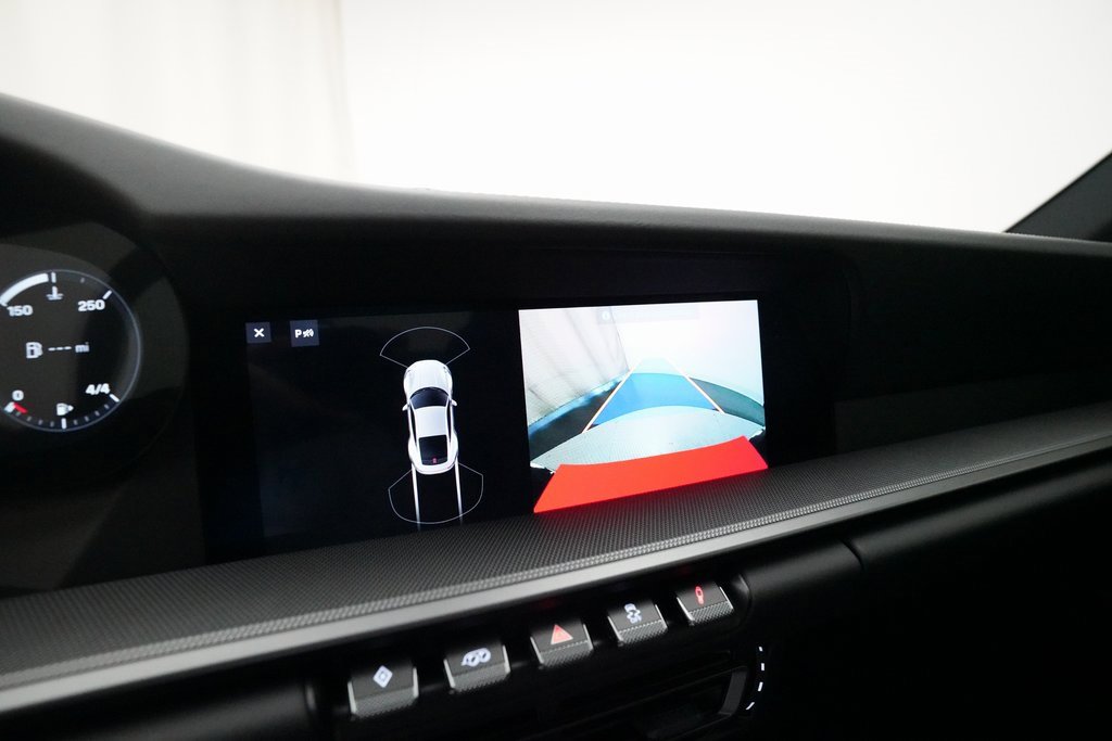 Used 2020 Porsche 911 Carrera 4 image 24