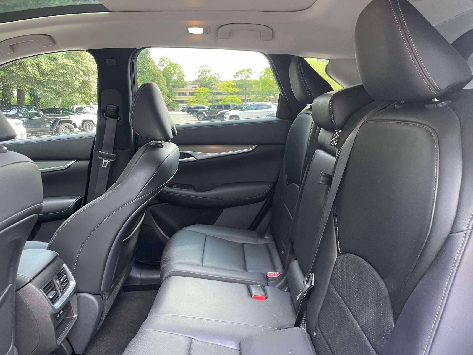 Used 2023 INFINITI QX50 Luxe AWD/4WD image 12