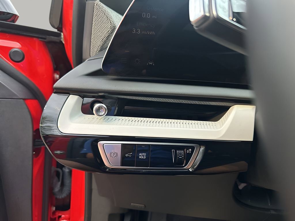 Certified 2025 Cadillac Optiq Sport 2 image 29