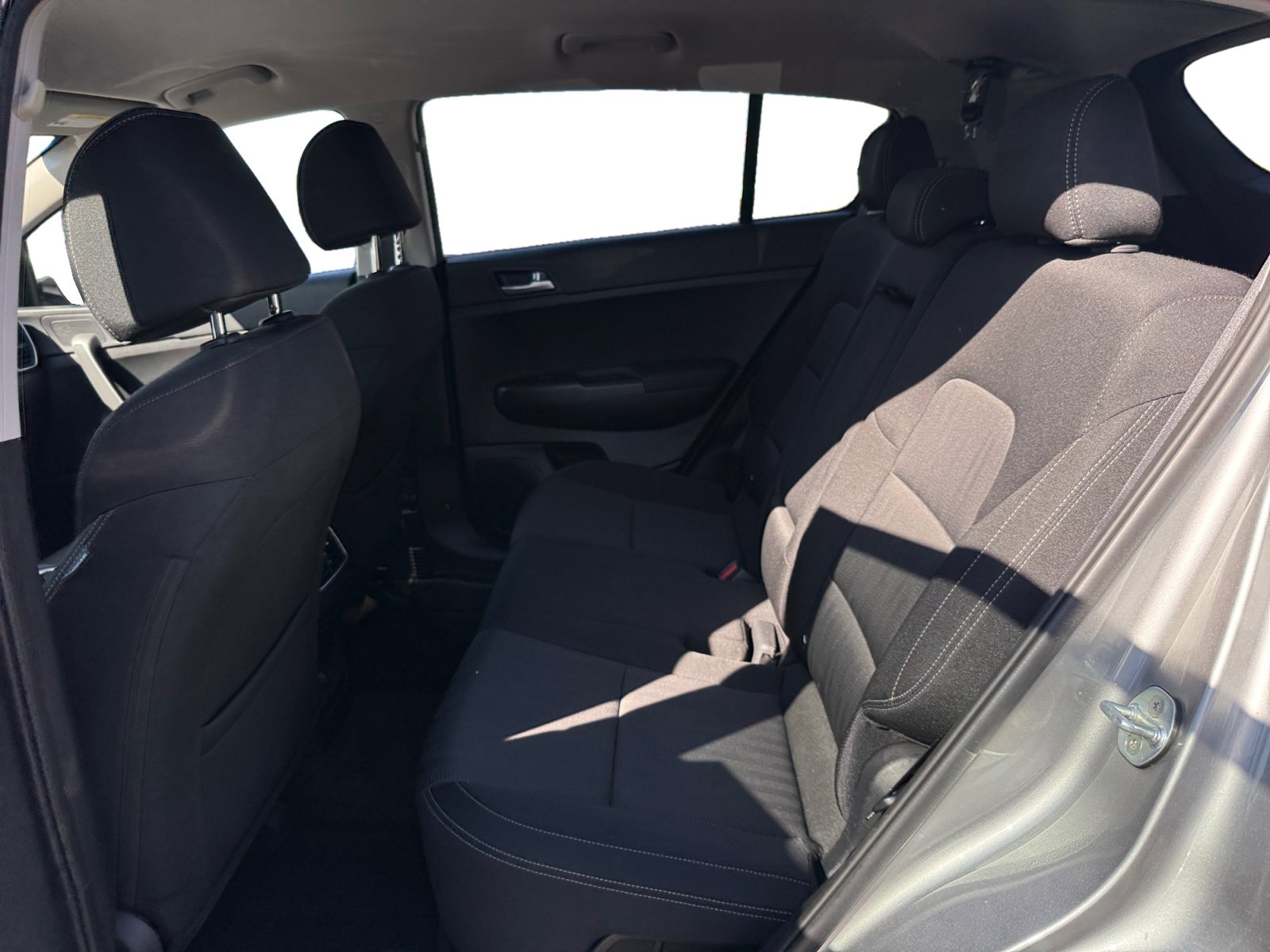 Used 2020 Kia Sportage LX FWD image 16