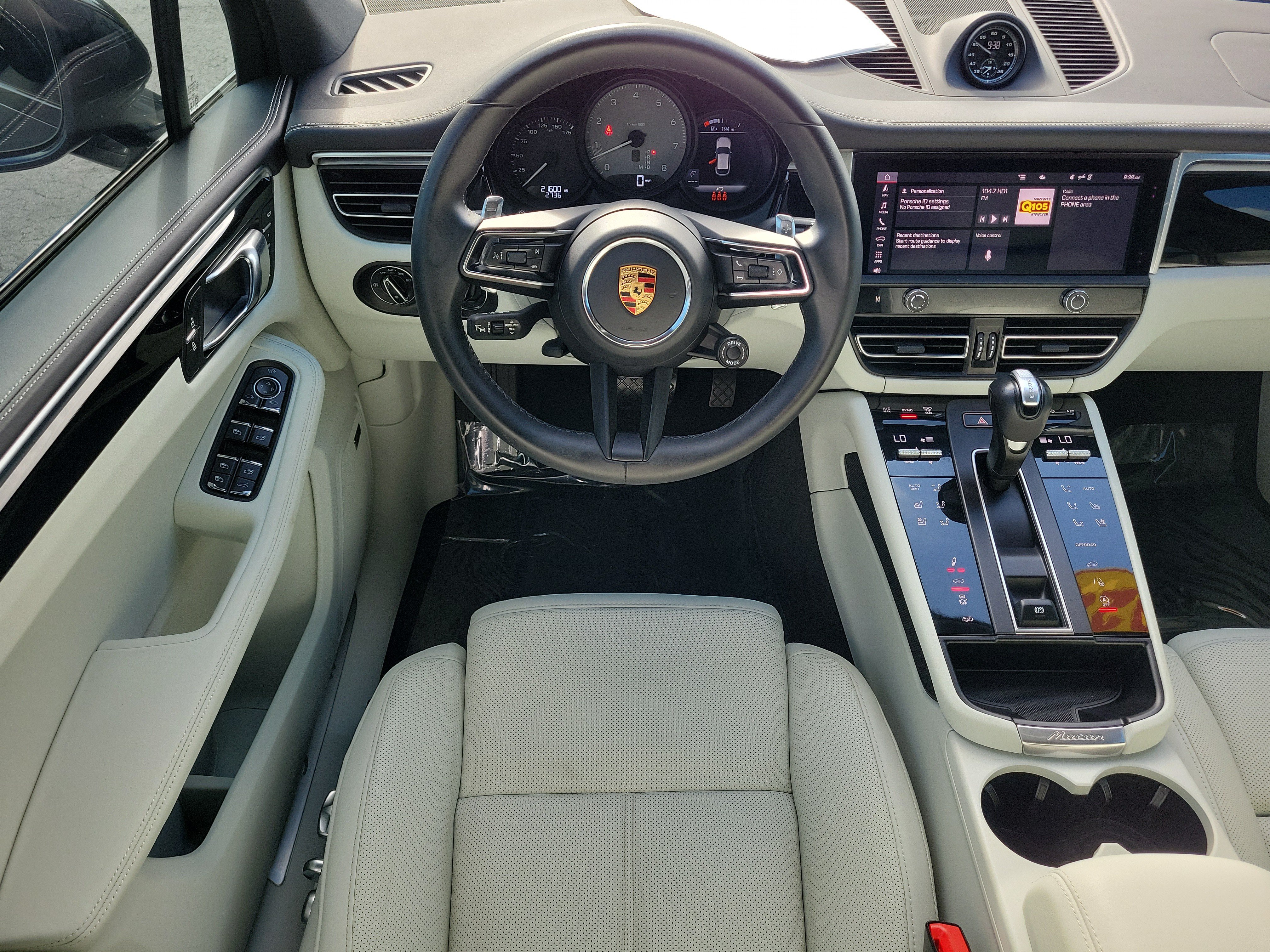 Used 2024 Porsche Macan S AWD/4WD image 14