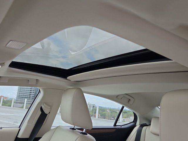 Certified 2025 Lexus ES 350 w/ Premium Package FWD image 22