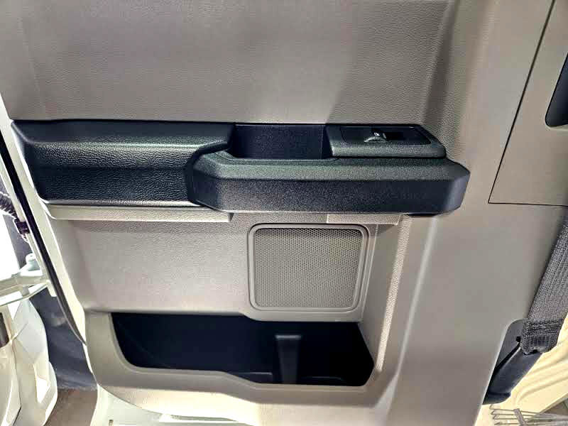 Used 2022 Ford F450 XL w/ Power Equipment Group image 23