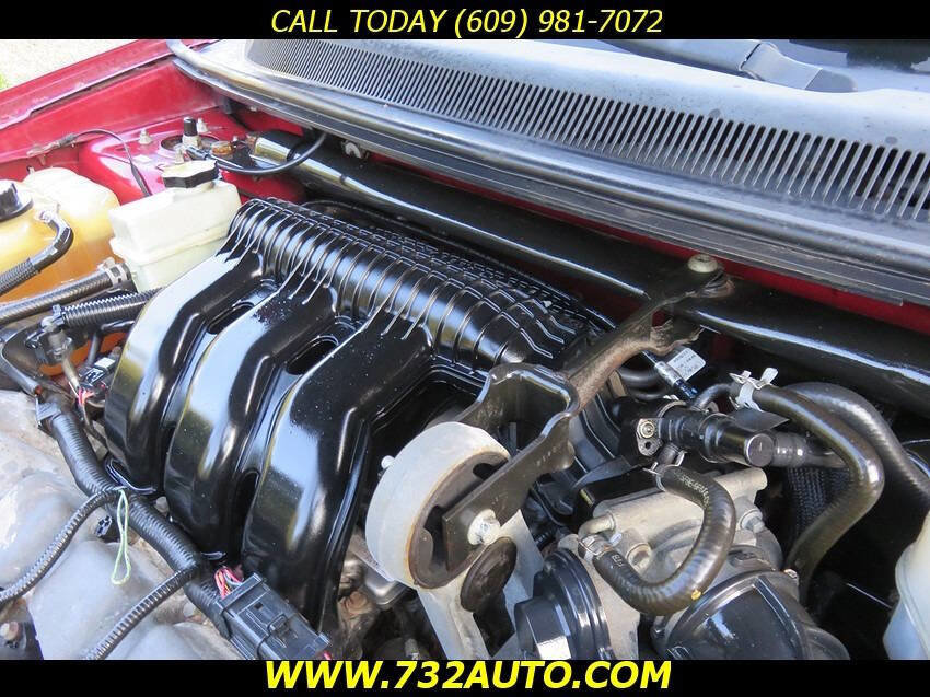 Used 2005 Ford Freestyle SE image 31