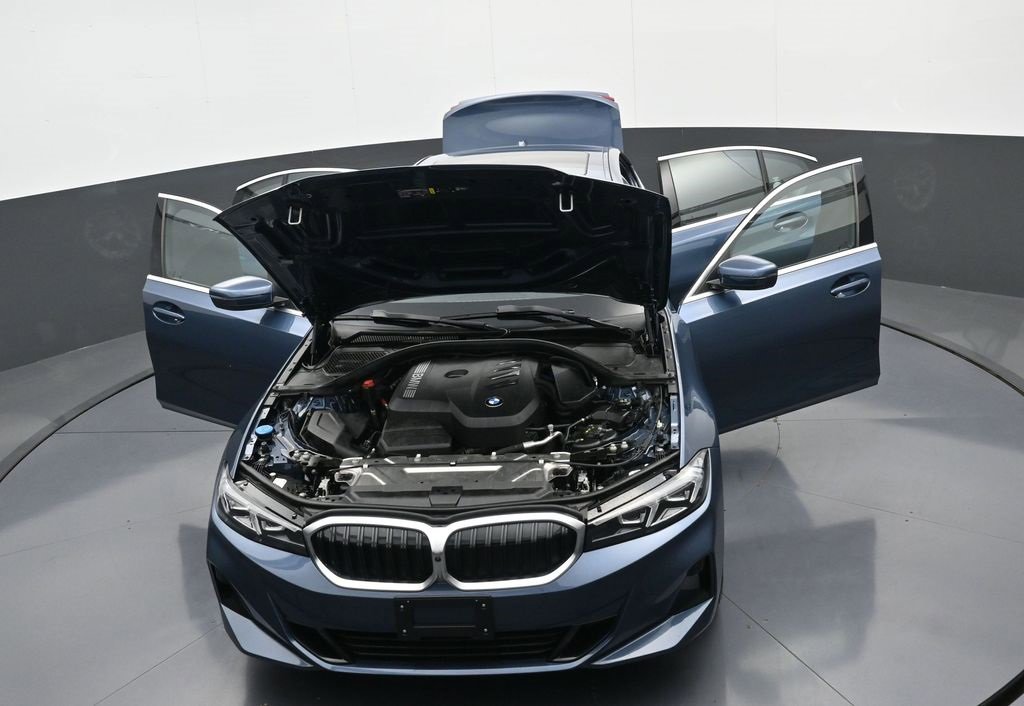Used 2025 BMW 330i xDrive Sedan image 39