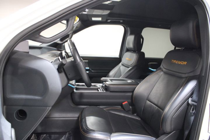 Used 2025 Ford Expedition Tremor image 22