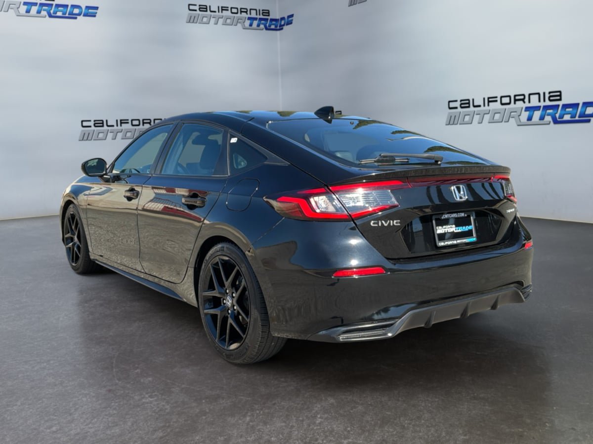 Used 2025 Honda Civic Sport image 7