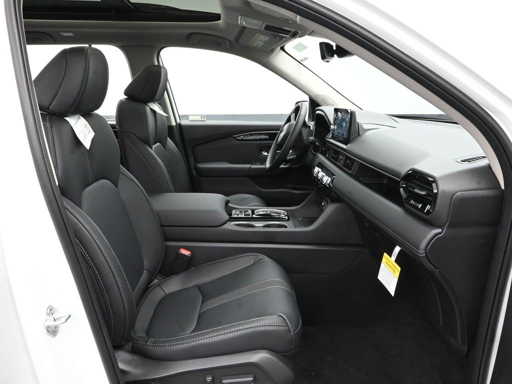 New 2025 Honda Pilot Touring image 42